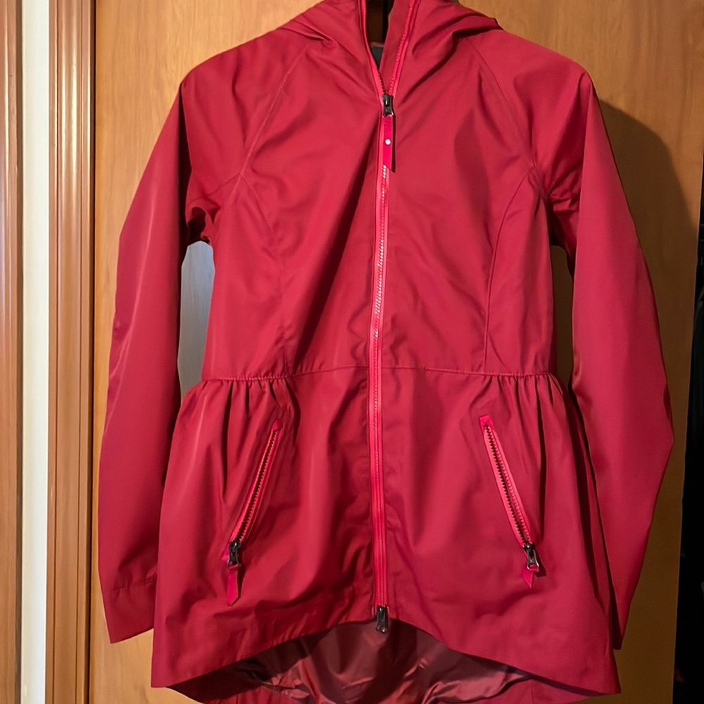 Lululemon red rain rebel rain coat